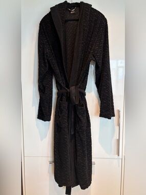 HUGO BOSS Black Hooded Terry cloth Bath Robe with Subtle Pattern Unisex Size L